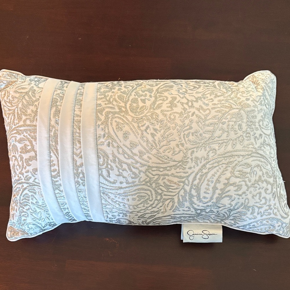 Jessica Simpson Silver Textured Pillow